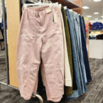 Universal Thread Womens High Rise Utility Barrel Jeans