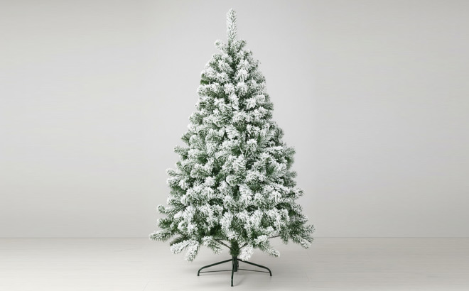 4 Foot Snow Flocked Artificial Christmas Tree 4 Foot Snow Flocked Artificial Christmas Tree
