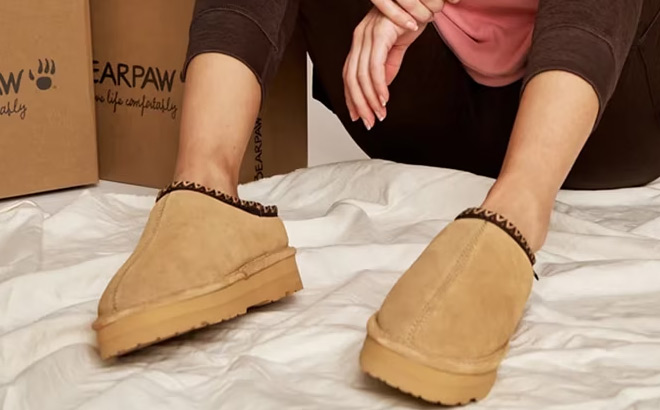 Bearpaw Womens Martis Slippers Bearpaw Womens Martis Slippers