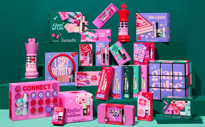 Benefit Cosmetics Glam Cube Makeup Advent Calendar Gift Set