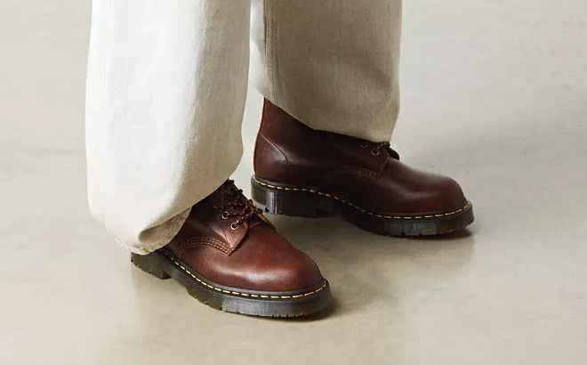 Dr Martens 1460 Slip Resistant Leather Lace Up Boots Dr Martens 1460 Slip Resistant Leather Lace Up Boots