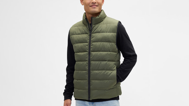 GAP Factory Mens Relaxed ColdControl Puffer Vest 2