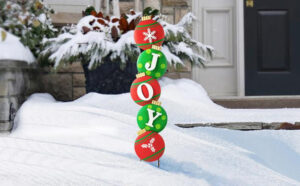 Glitzhome Metal JOY Ornament Yard Stake in the Snow