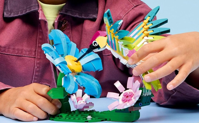 LEGO Creator 3 in 1 Colorful Hummingbird