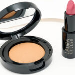 Laura Geller Finishing Touches Setting Powder Lipstick Set