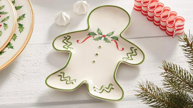 Lenox Holiday Gingerbread Man Plate