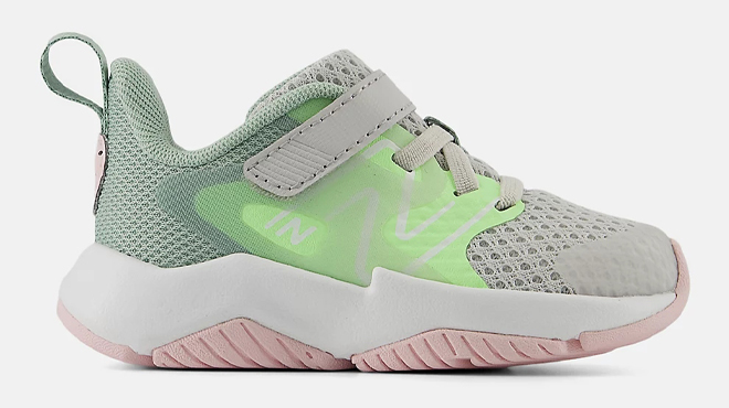 New Balance Rave Run v2 Bungee Lace Kids Shoe