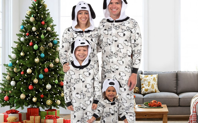 Peanuts Snoopy Plaid Matching Family Pajamas