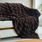 inchgrass Faux Fur Blanket in Brown
