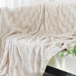 inchgrass Faux Fur Luxury Throw Blanket