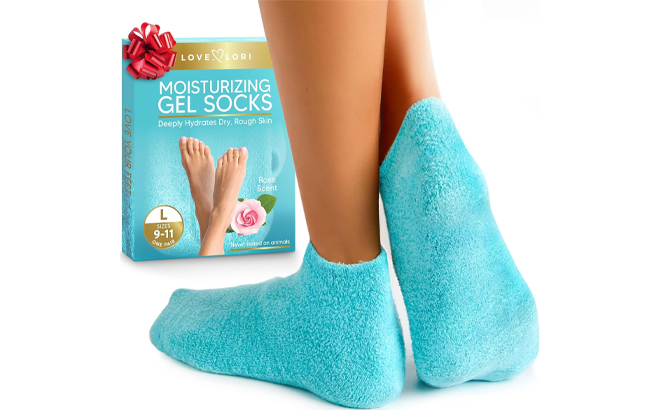 A Person Wearing the Moisturizing Gel Silicone Aloe Socks