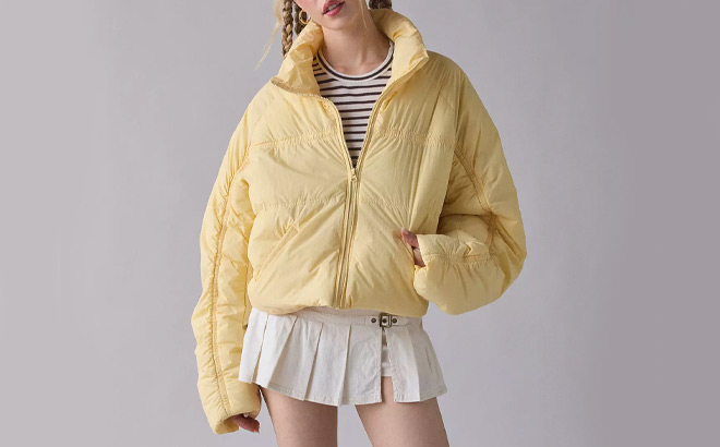 BDG Piper Ruched Cropped Puffer Jacket