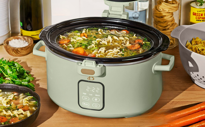 Beautiful 4 Quart Digital Slow Cooker