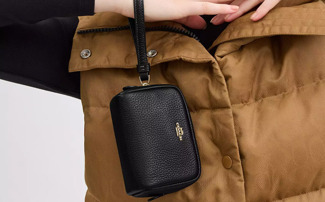 Coach Outlet Pouch Wristlet