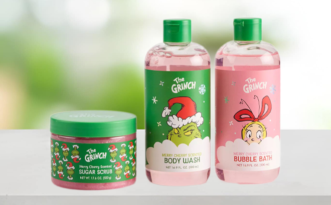 Grinch Bath Set on a Table