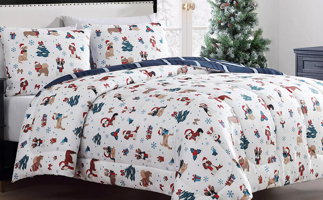Holiday Town Dogs 3 Piece Reversible Comforter Set