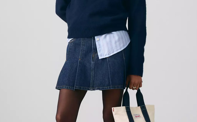 Levis Pleated Mini Skirt