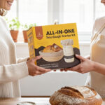 People holding Rorecay Sourdough Starter Kit