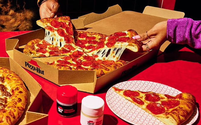 Pizza Hut Large 1 Topping Pizza Pizza Hut Large 1 Topping Pizza
