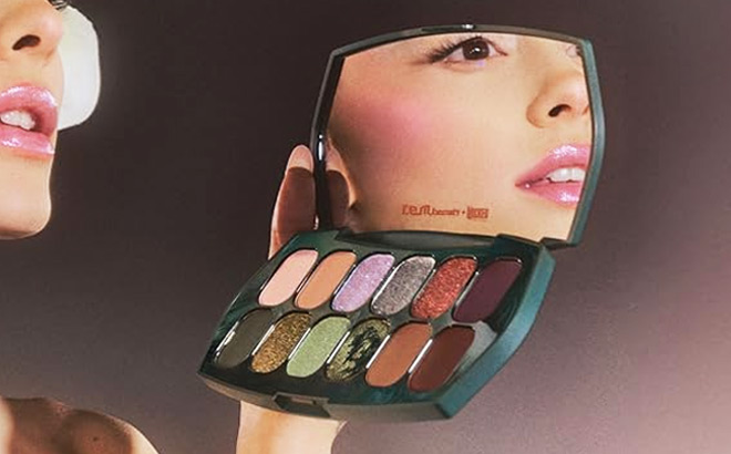 R E M Beautys Wicked For Good Eye Shadow Liners Set