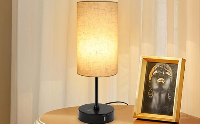 Unicozin Table Lamp