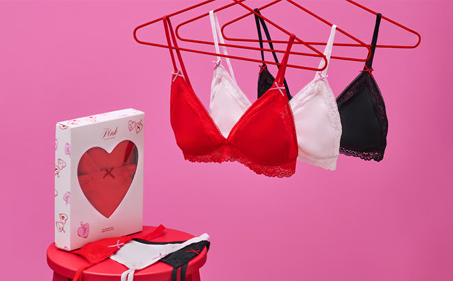 Victorias Secret PINK Limited Edition Wink Flirty Gift Sets