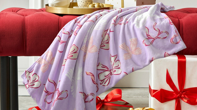 Way to Celebrate Valentines Day Oversize Plush Throw Way to Celebrate Valentines Day Oversize Plush Throw
