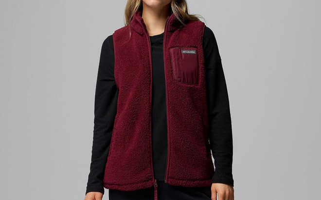 A Person Wearing Columbia Womens West Bend Fleece Vest II A Person Wearing Columbia Womens West Bend Fleece Vest II