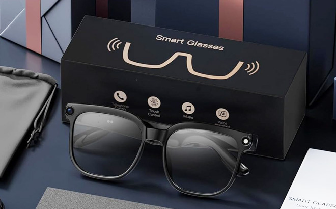 AI Smart Glasses on the Table