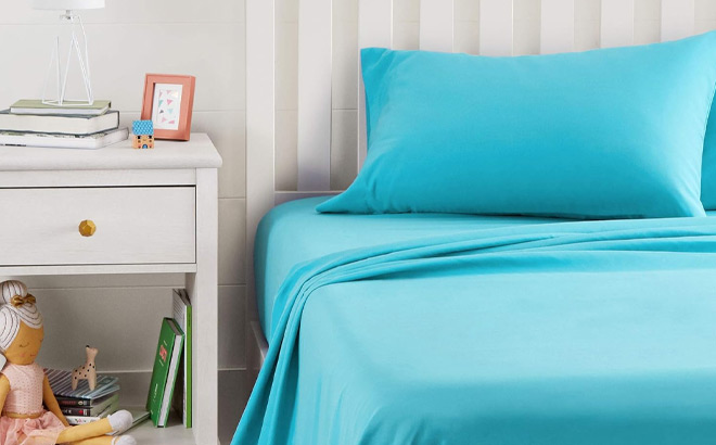 Amazon Basics Kids 3 Piece Sheet Set
