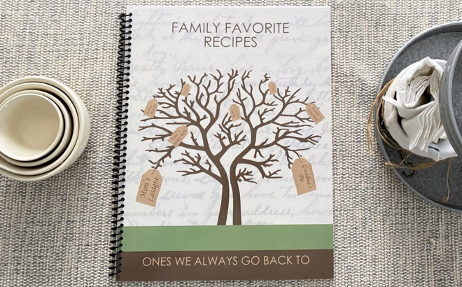 Custom Cookbook with Family Favorite recipes Custom Cookbook with Family Favorite recipes