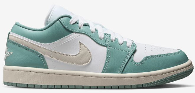 Jordan AJ 1 Low Shoe