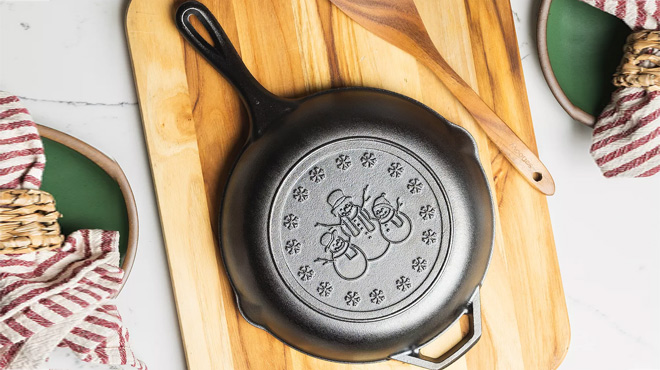 Lodge Chef Collection Snow Day Cast Iron Skillet