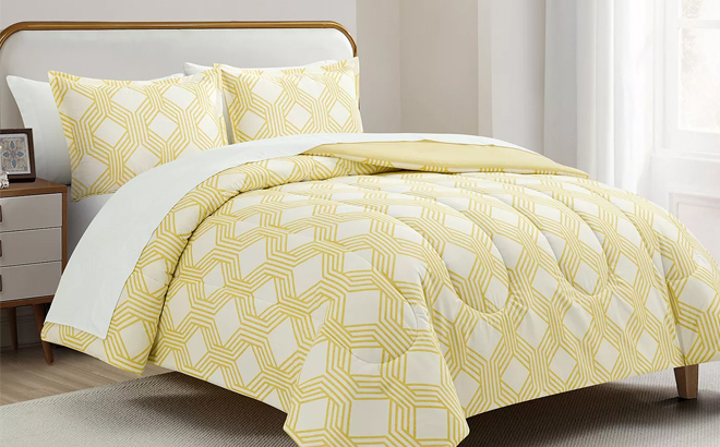 Macys Aaron Geo Print 3 Piece Comforter Set