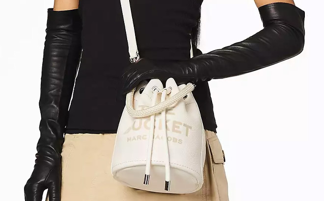 Marc Jacobs The Leather Bucket Bag