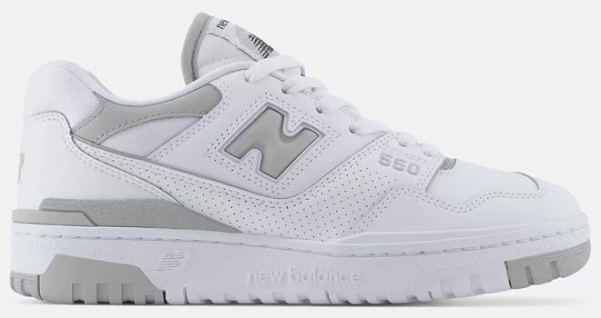 New Balance Womens 550 Shoe in White with Slate Gray