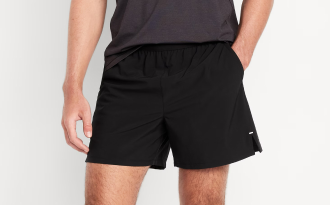 Old Navy Mens Performance Vent Run Shorts