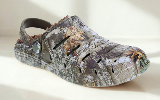 Rugged Shark Real Tree Mens Lined EVA Clogs