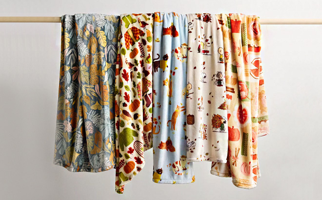 The Big One Oversized Supersoft Plush Throw Blanket The Big One Oversized Supersoft Plush Throw Blanket