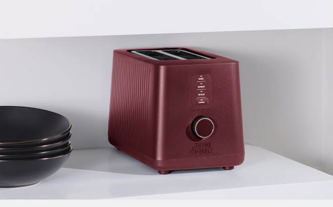 Thyme Table 2 Slice Toaster in the Color Cabernet Red