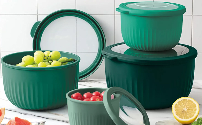 Art Cook 8 Piece Plastic Mixing Bowl Set in Ombre Blues Art Cook 8 Piece Plastic Mixing Bowl Set in Ombre Blues