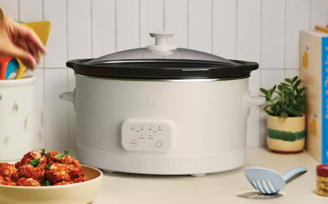 Bella 6 Quart Programmable Slow Cooker