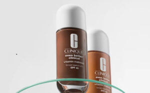 Clinique Even Better Clinical Vitamin Makeup Broad Spectrum SPF 45 Foundation