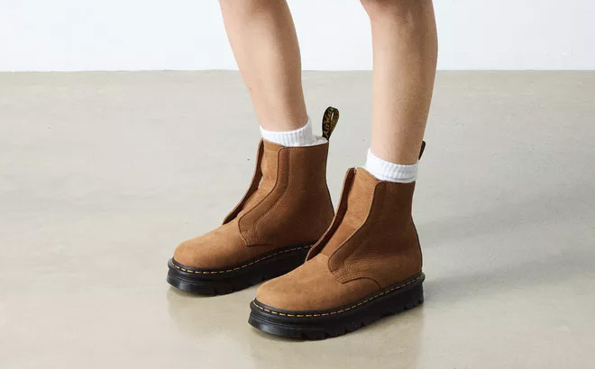 Dr Martens Zebzag Warm Lined Nubuck Boots