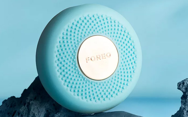 FOREO UFO Mini 2 in Mint Color