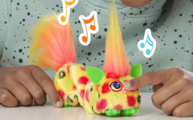 Furby Furblets Electronic Plush Toy Pepp oh roni