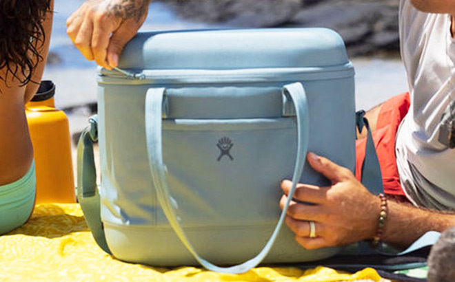 Hydro Flask 20 L Carry Out Soft Cooler