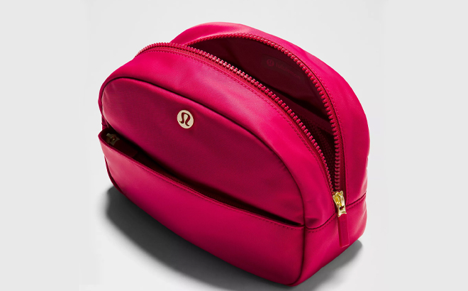 Lululemon City Essentials Pouch 4L