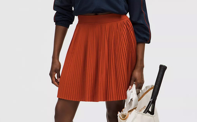 Model Wearing Lululemon Pleated Skirt Model Wearing Lululemon Pleated Skirt
