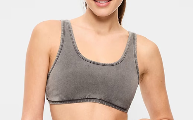 Old Navy Light Support PowerChill Sports Bra